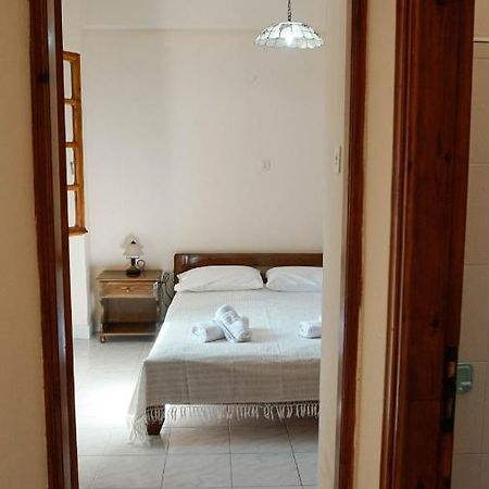 Soula Rooms Kini Exteriör bild