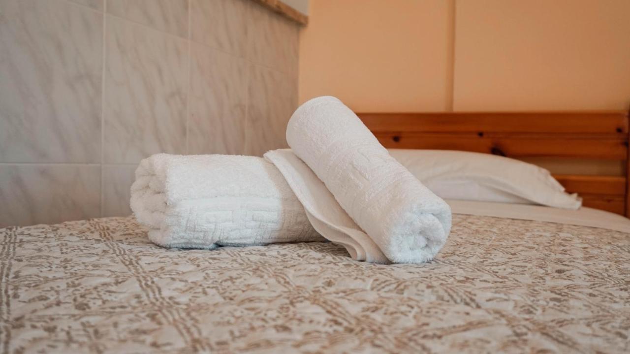 Soula Rooms Kini Exteriör bild