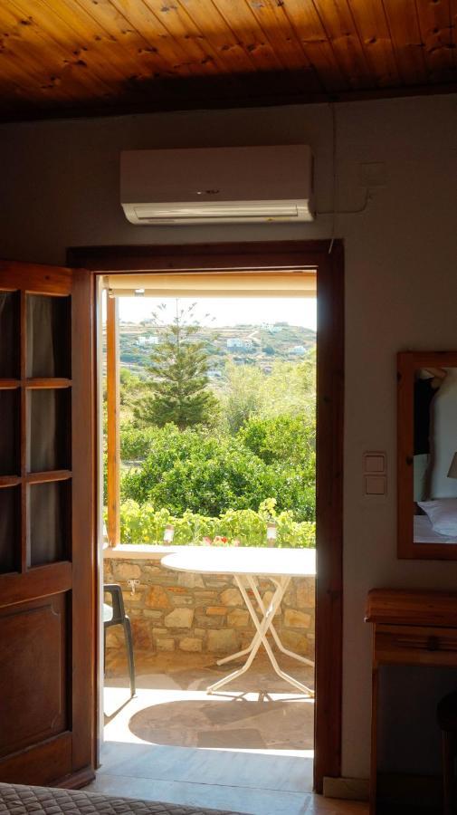 Soula Rooms Kini Exteriör bild