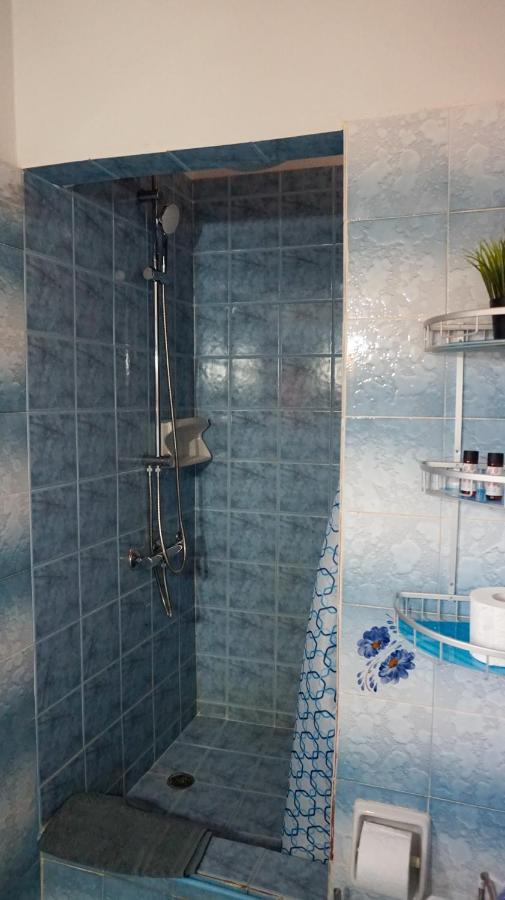 Soula Rooms Kini Exteriör bild