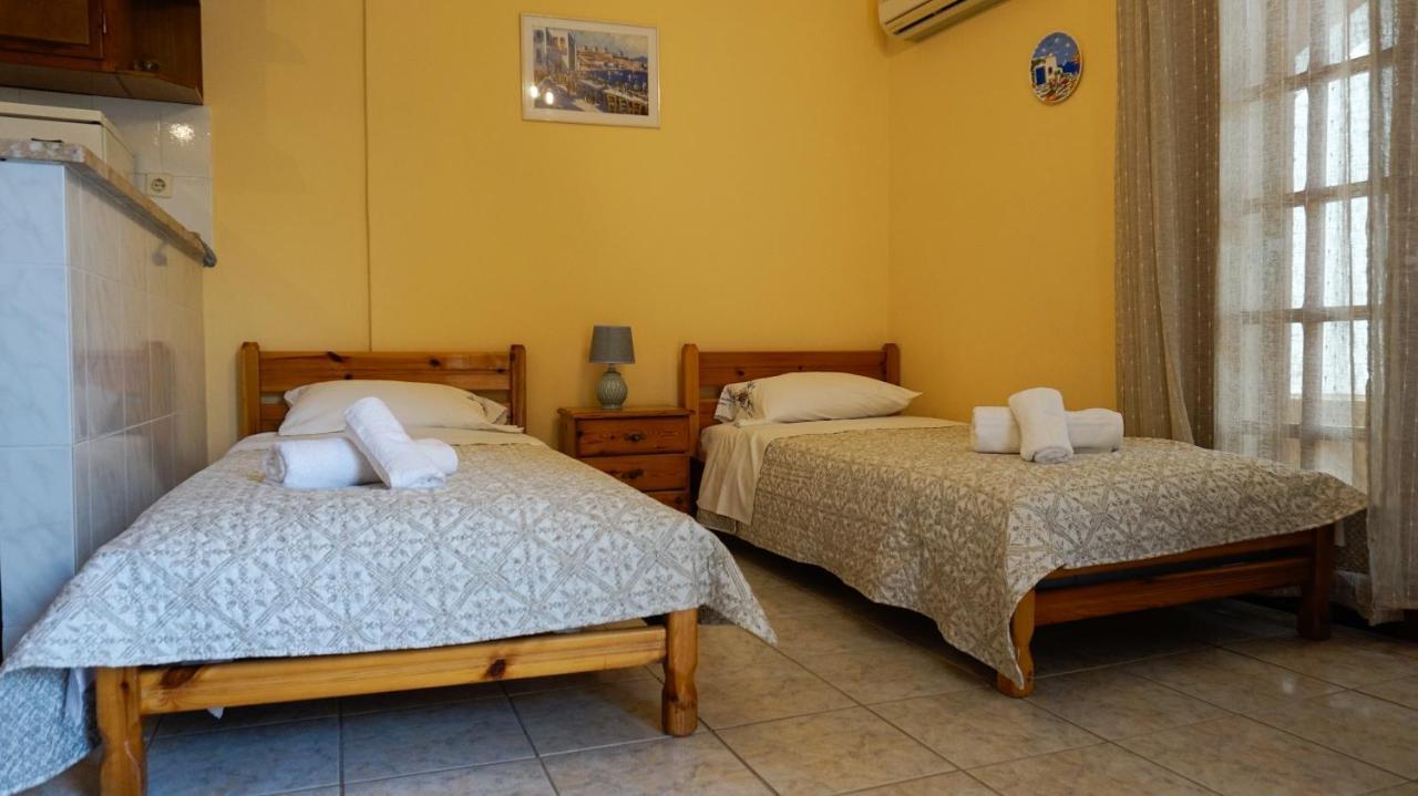Soula Rooms Kini Exteriör bild